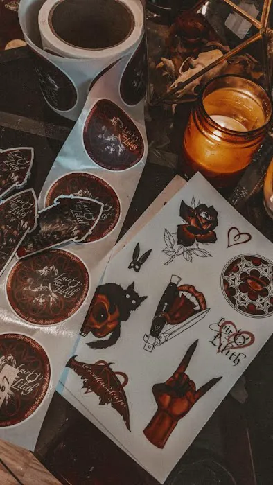 Lair 'O' Lilith Tattoo, Hair Salon and Spa 4
