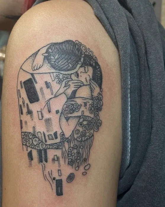 Shoobie Lee Tattoo Studio 5