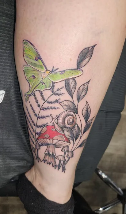 Black Lantern Tattoo Collective 2