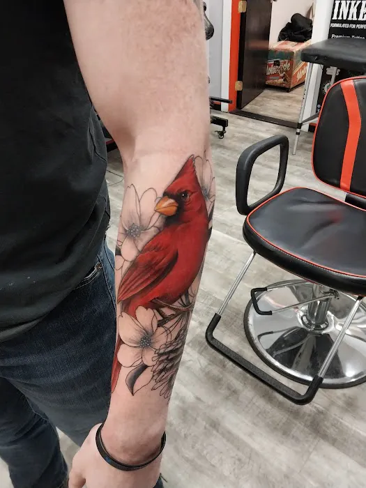 Black Lantern Tattoo Collective 6