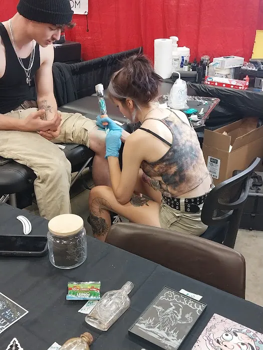 Black Lantern Tattoo Collective 5