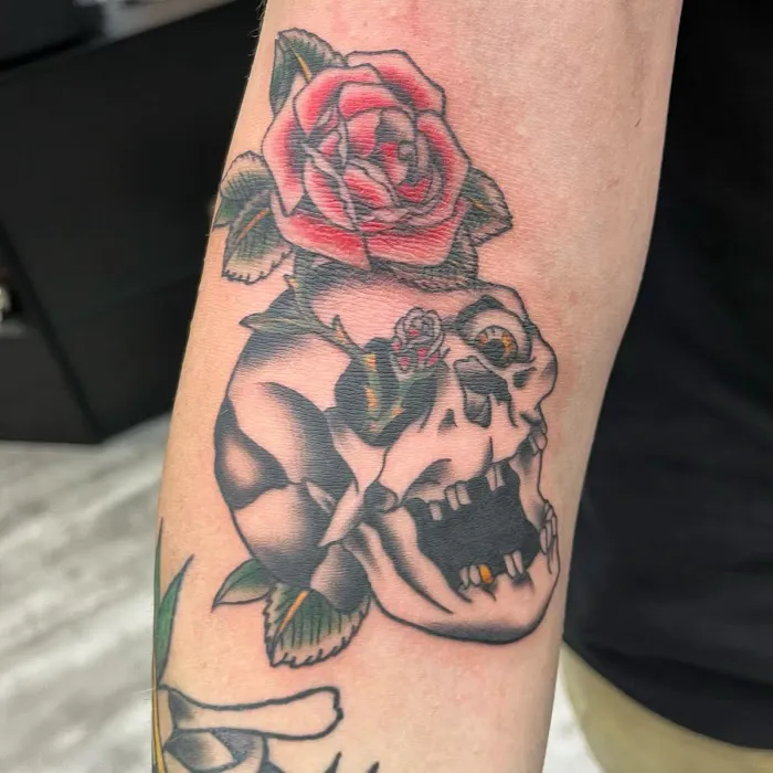 Black Lantern Tattoo Collective 7