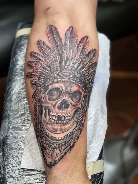 (K)‘nowhere Tattoo And Piercing 4