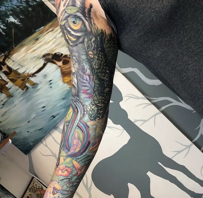 Looking Glass Tattoos 4