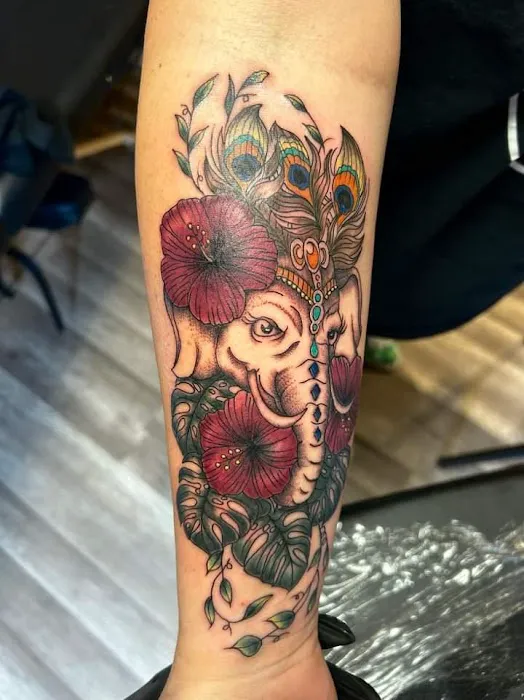 Gallery Thirty Two & Tattoo Company LLC 0