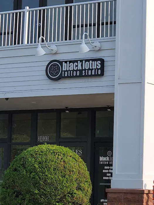 Black Lotus Tattoo Studios 8