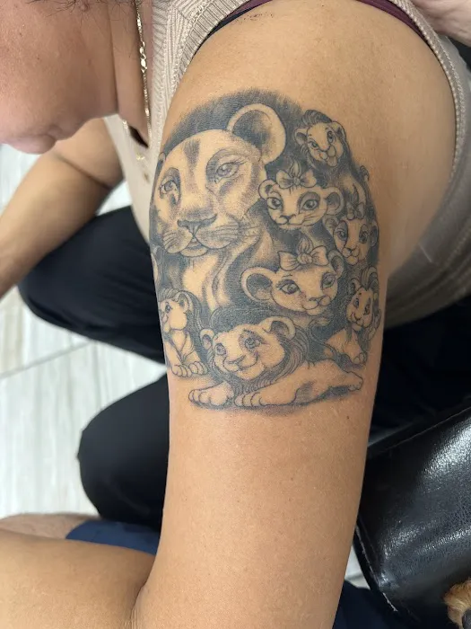 Rocky Shores Tattoo Company 7
