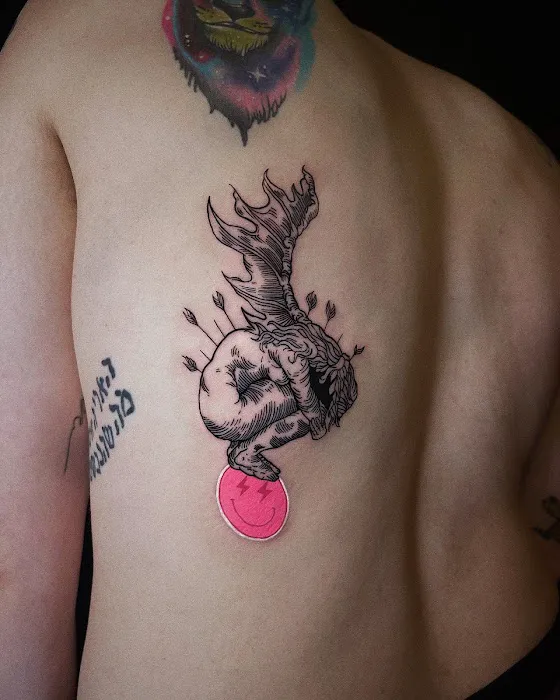 L.O.V.E.machine Tattoo & Piercing 4