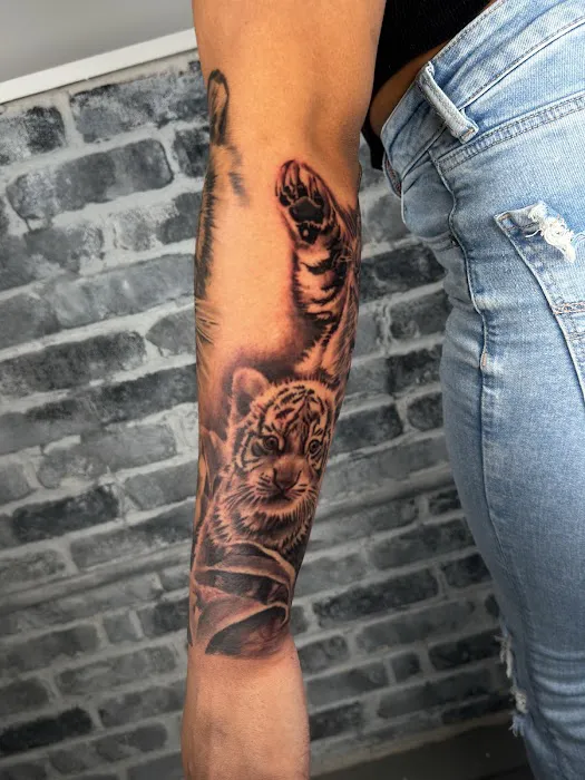 Skin Design Tattoo SoHO Manhattan 0