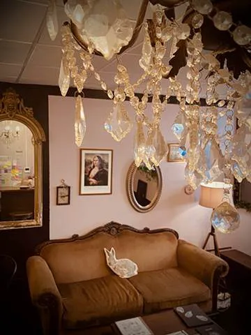 White Rabbit Tattoo Studio 6