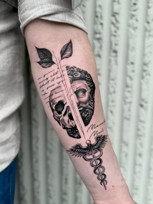 Cleopatra Ink Tattoo & Piercing Manhattan Studio 1