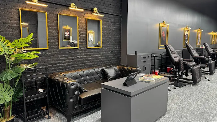 Cleopatra Ink Tattoo & Piercing Manhattan Studio 7