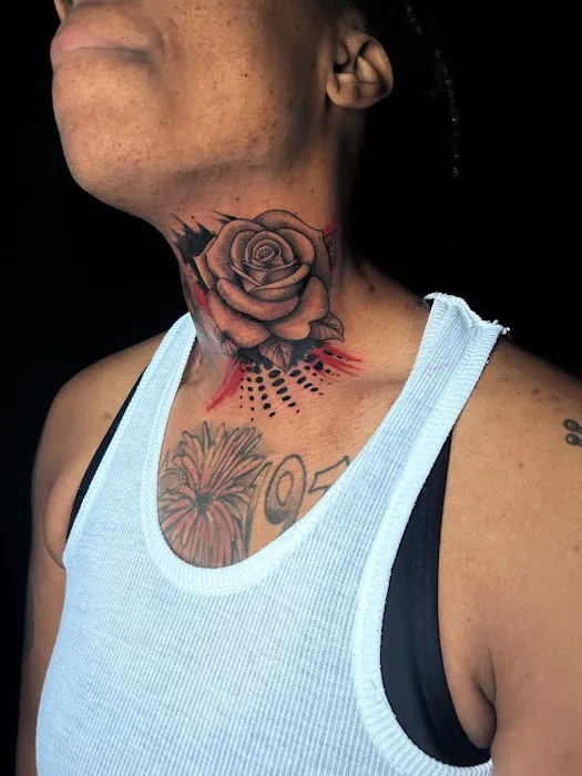 OMEN TATTOO STUDIO 5
