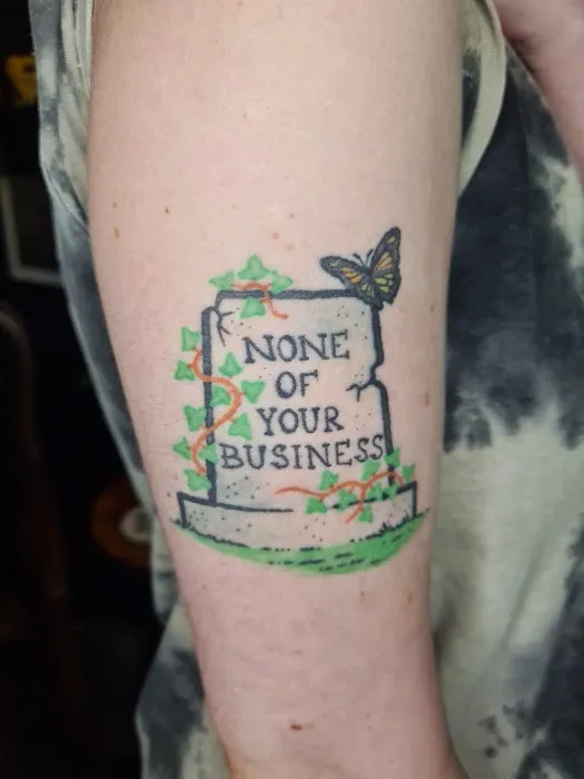 ThemBones Tattoo Studio 3