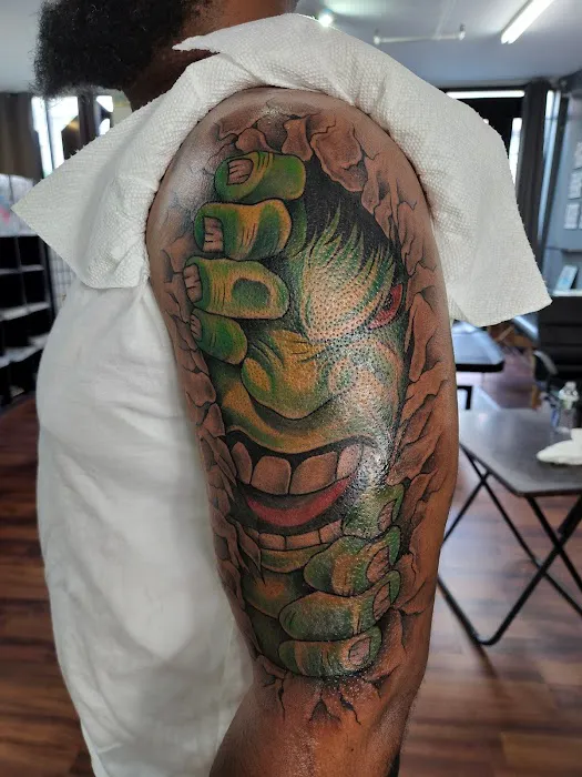 inkGarage Tattoo 2