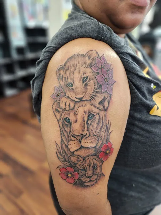 inkGarage Tattoo 8
