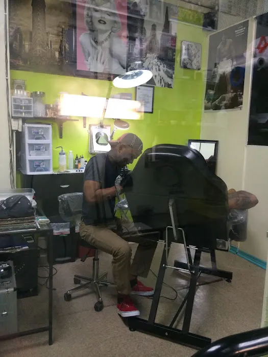 De Inkman Tattoo Studio 8