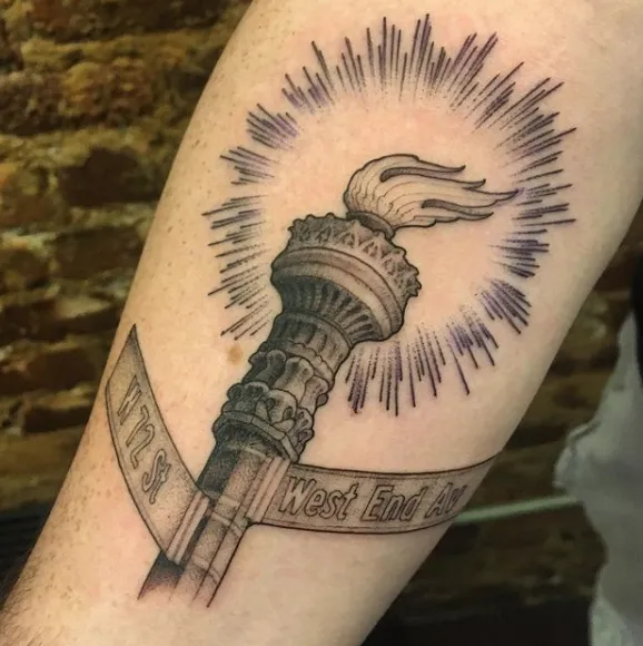 Queen of Crowns Tattoo 3