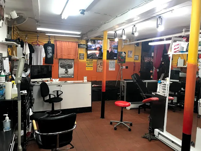 Sunset Park Tattoo Studio 3