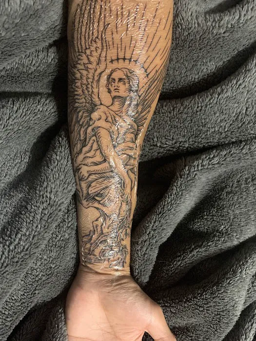 Sasha Woland Tattoo 2