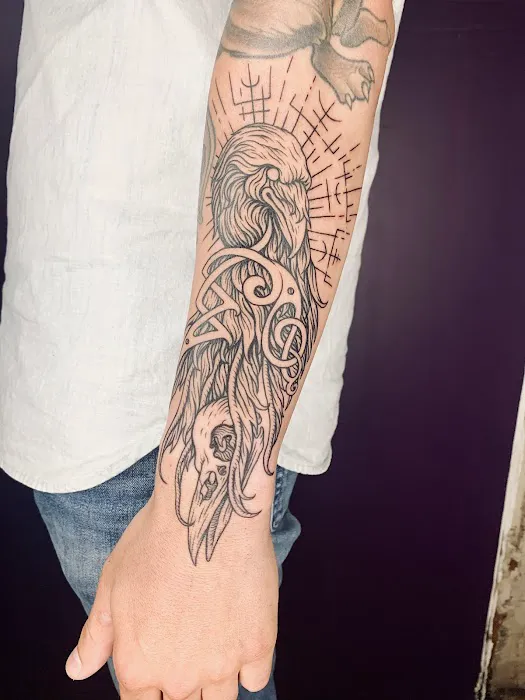Sasha Woland Tattoo 1