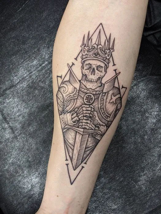 Sasha Woland Tattoo 3