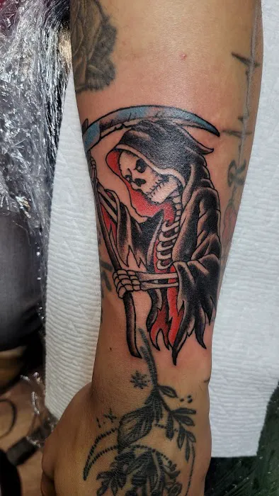 NY Heart and Dagger 0
