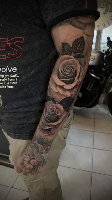 Kento Tattoo Studio 0