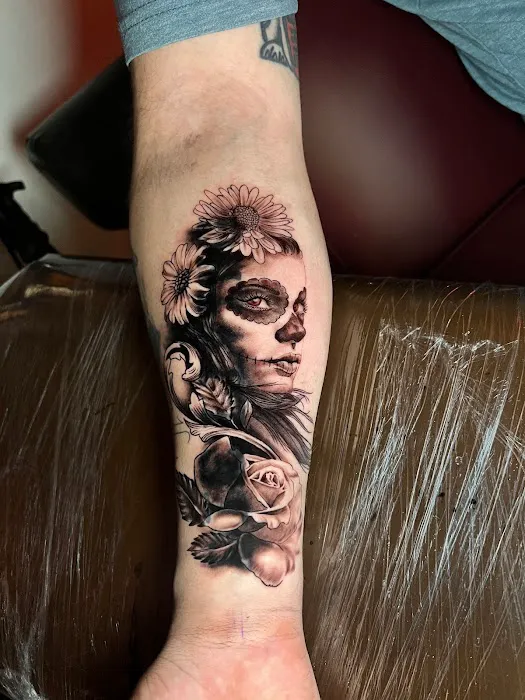 Kento Tattoo Studio 3
