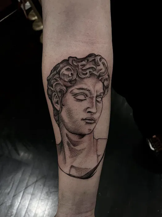 The Hermit Tattoo & Piercing 4
