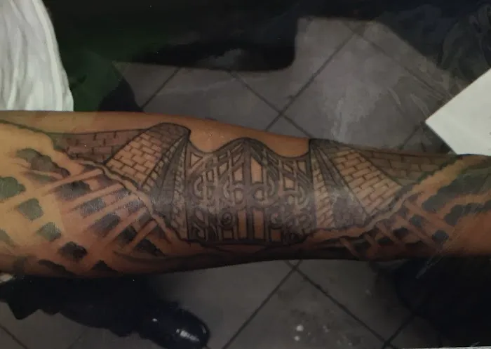 Melo's Tattoo studio 7