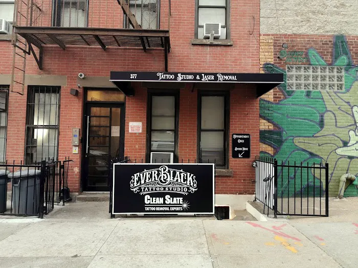 EverBlack Tattoo Studio 1