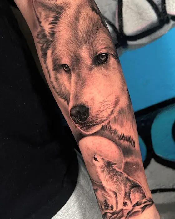 Nothing Hurts Tattoos 0