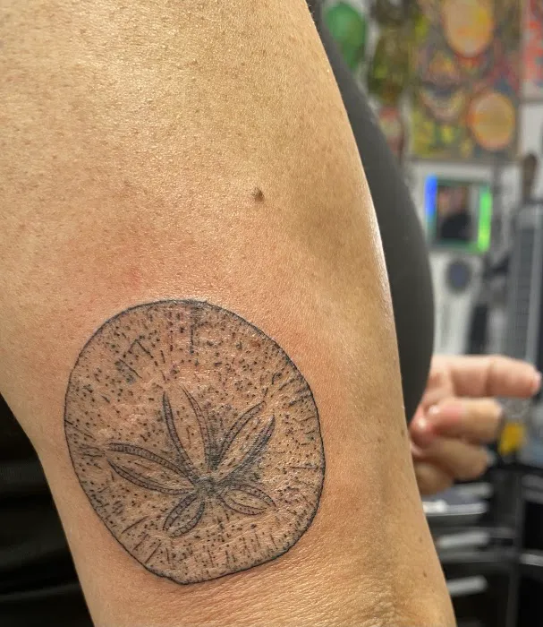 Cosmic Wizard Tattoo-Piercing Shop & 3DUV Art Gallery 6