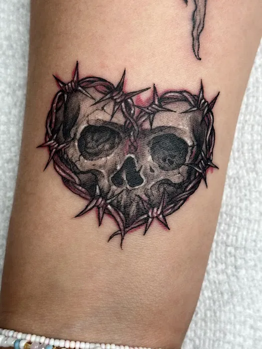 Royalty Ink Tattoo Studio 5