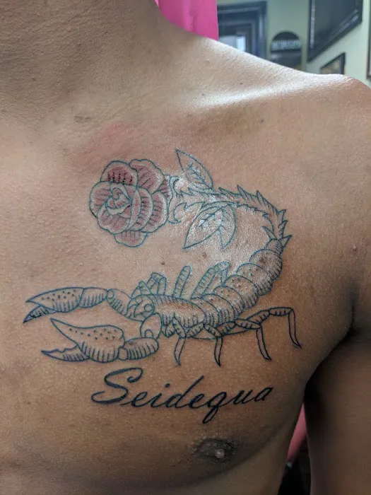 Pete & Cubo's Tattooing & Body Piercing 3