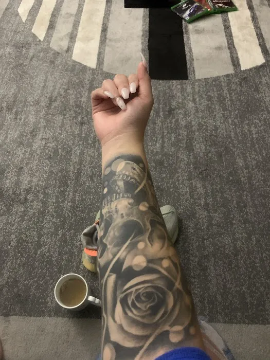 Pete & Cubo's Tattooing & Body Piercing 6