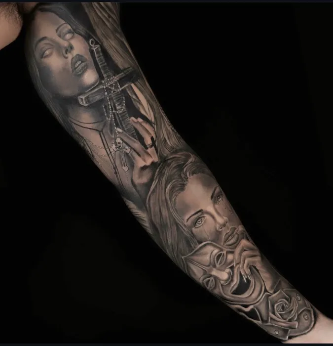 JOSE TATTOOS NYC STUDIO 7