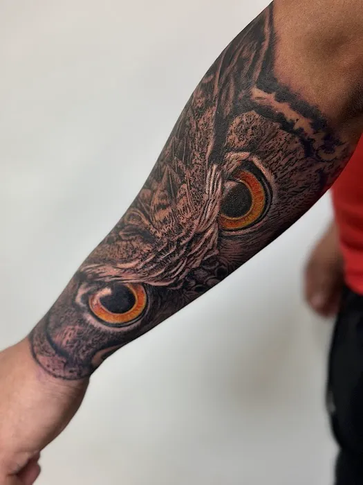 JOSE TATTOOS NYC STUDIO 5
