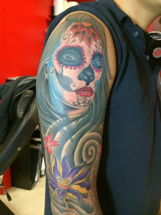 X tattoo studio 7