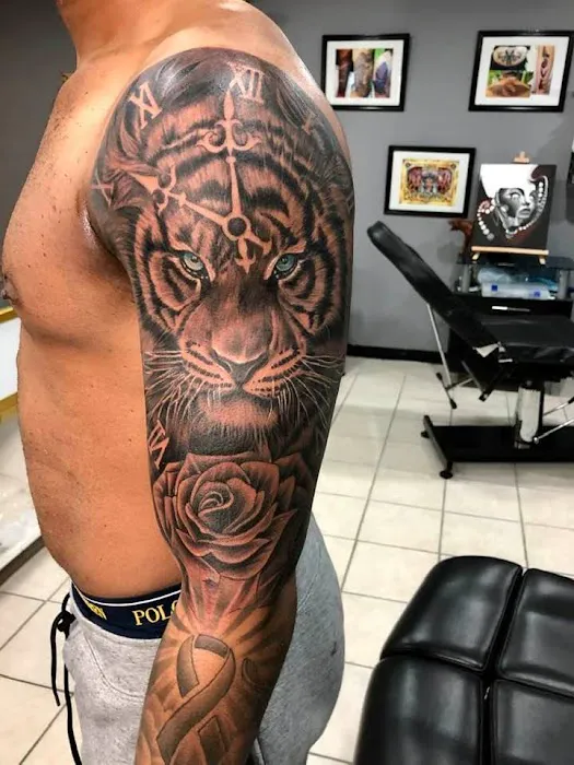 X tattoo studio 0