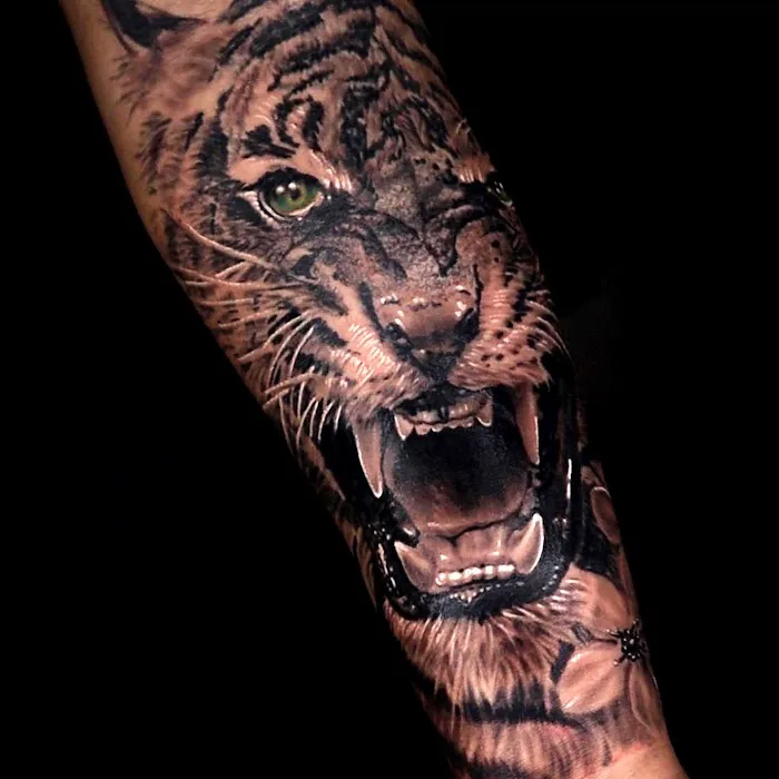 KINGS OF QUEENS Tattoo & Beauty Studio 8