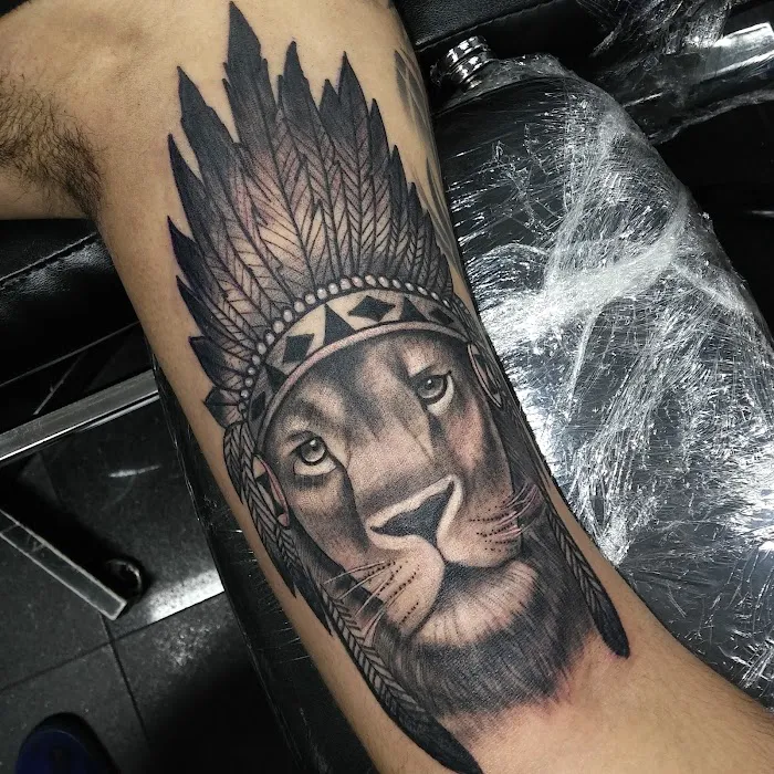 Village Moon Tattoo & Body Piercing 5