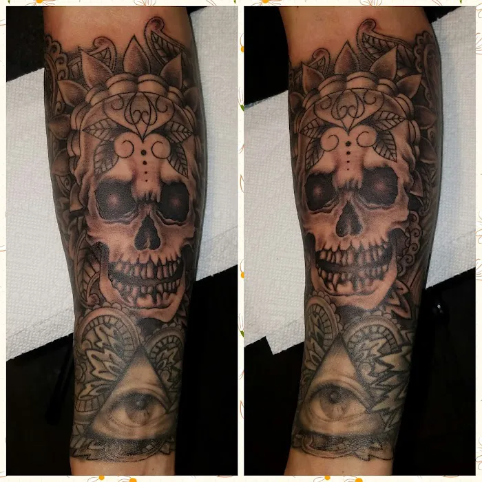 Lucky Dog Tattoos Inc 0
