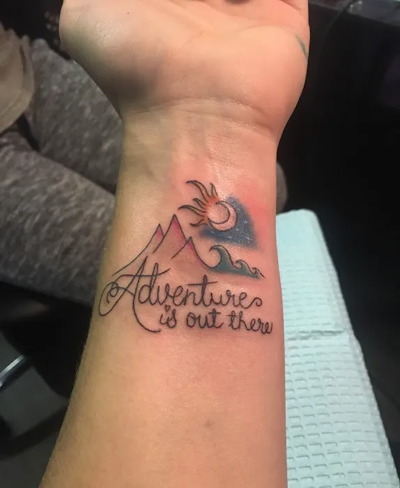 Lucky Dog Tattoos Inc 9