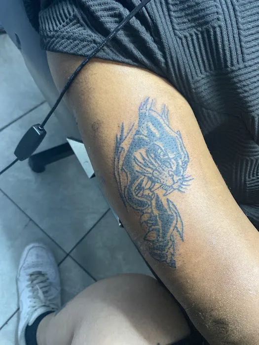 Big Geo Tattoo shop 3