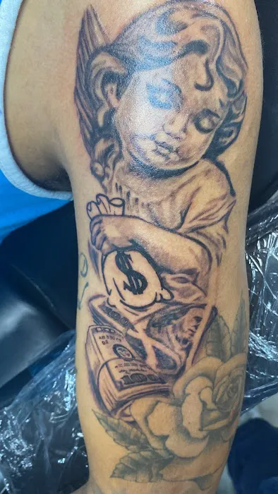 Big Geo Tattoo shop 0