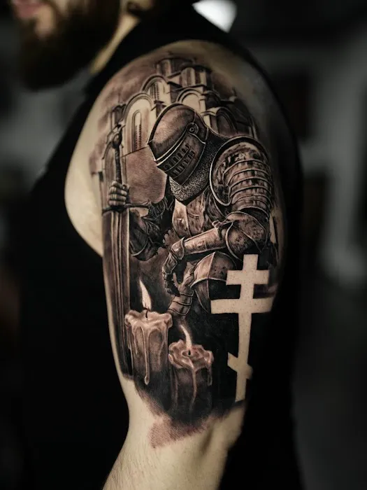 Crop Circles Tattoo Studio 7