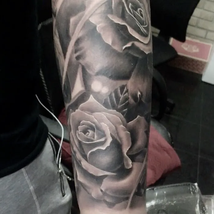 7 Train Tattoo Studio Inc 3