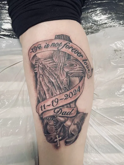 7 Train Tattoo Studio Inc 9